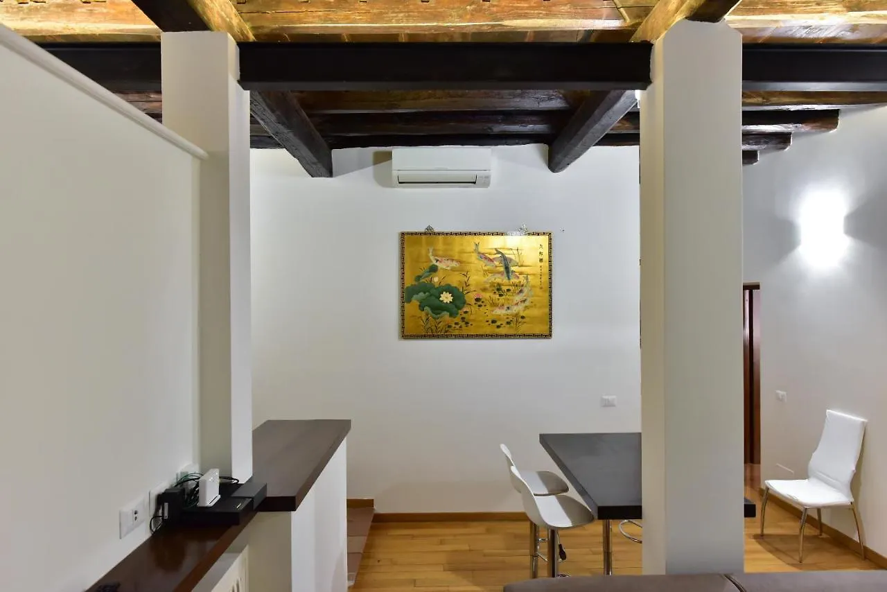 Elite Rome Apartments 2 0*,